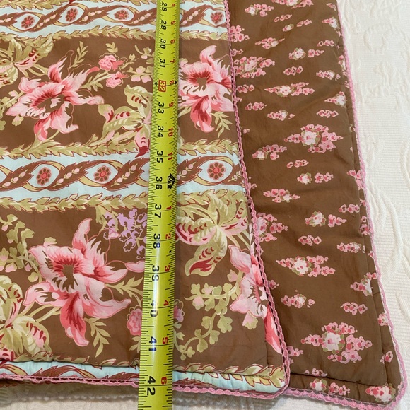 Elizabeth Allen Atelier baby blanket - Picture 13 of 14